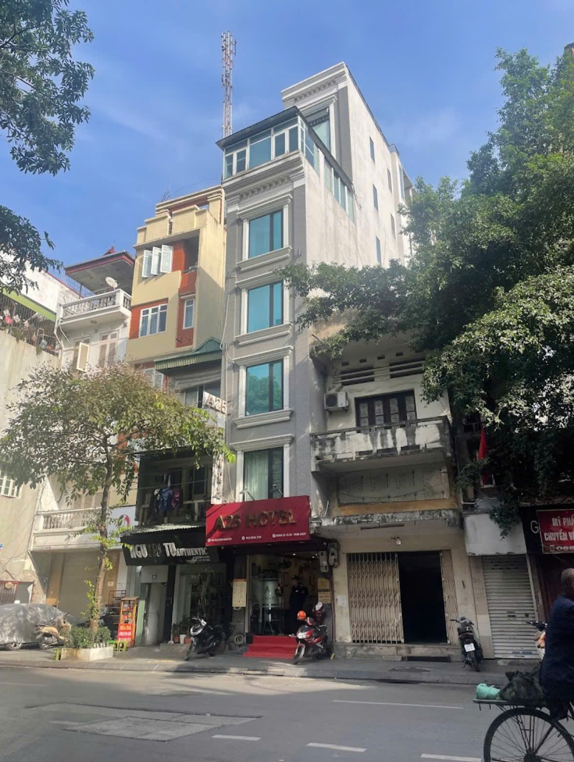 Khách sạn A25 Nguyễn Khuyến