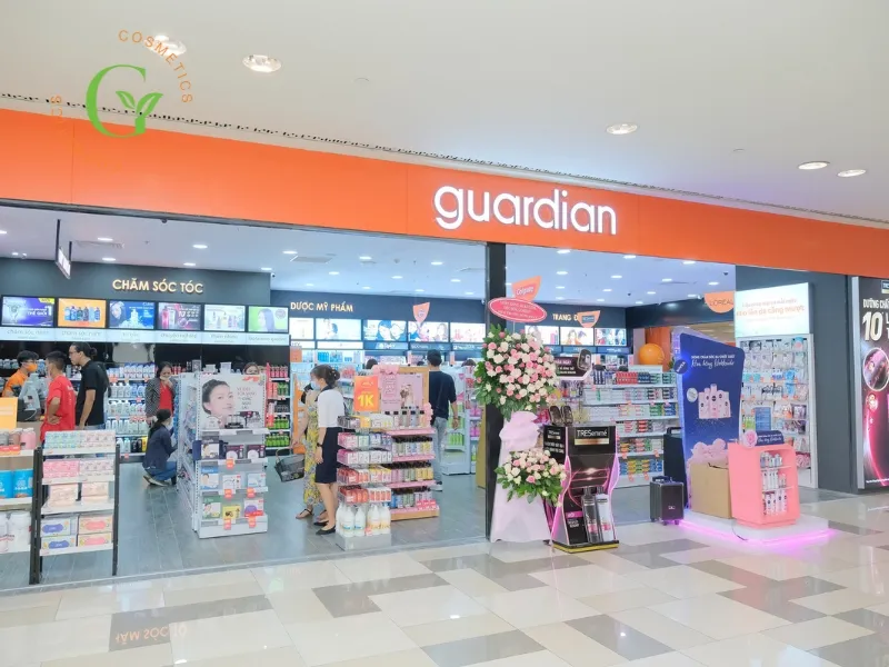 Các cửa hàng mỹ phẩm tại Đống Đa cung cấp không gian mua sắm chuyên nghiệp và đa dạng lựa chọn