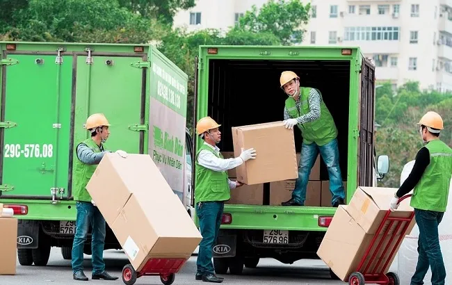 mo-ta-cong-viec-nhan-vien-boc-xep-hang-hoa-va-muc-luong-2 Dịch vụ giao hàng nhanh chóng và chuyên nghiệp là tiêu chí quan trọng khi chọn đại lý