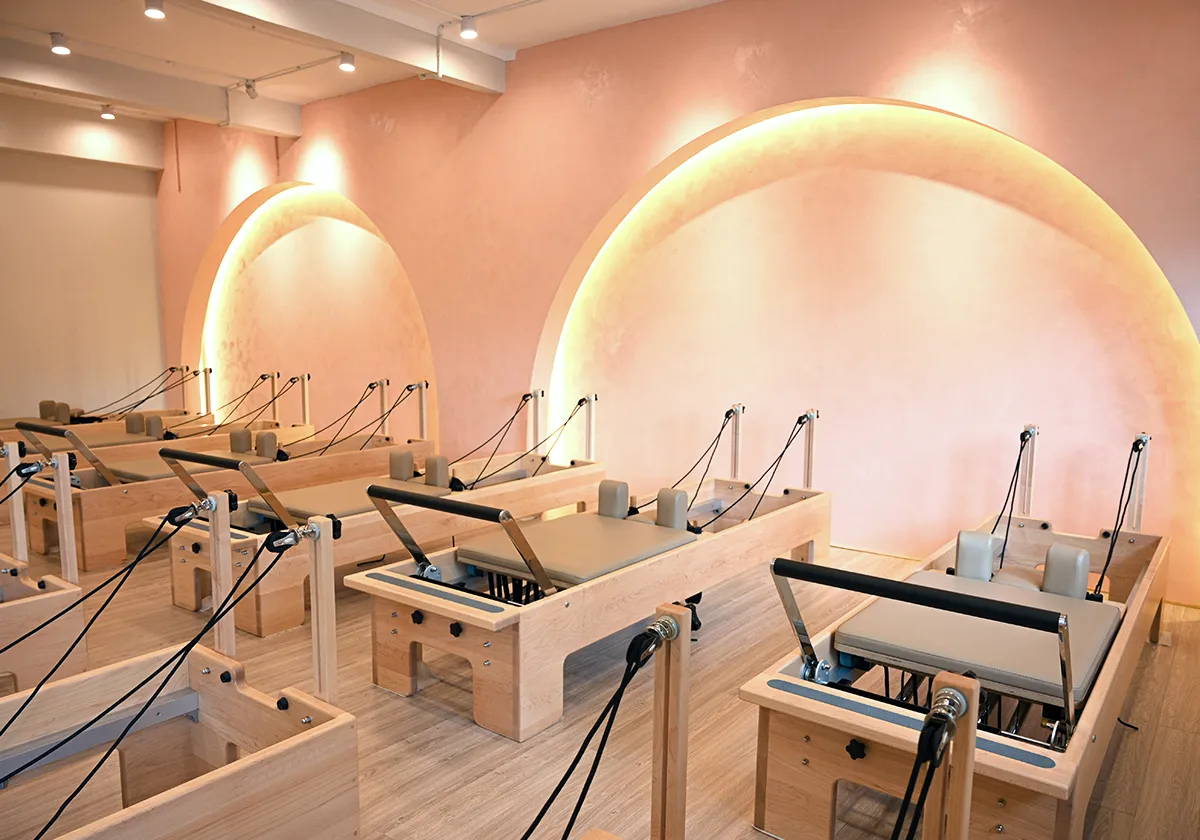 Queen Pilates: Máy Móc Tập Hiện Đại Nâng Tầm Trải Nghiệm Queen Pilates: Máy Móc Tập Hiện Đại Nâng Tầm Trải Nghiệm