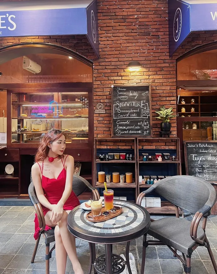 Top 5 Tiệm Cafe Sống Ảo Mới Mở Ở Đống Đa Cực Hot Không Thể Bỏ Lỡ Top 5 Tiệm Cafe Sống Ảo Mới Mở Ở Đống Đa Cực Hot Không Thể Bỏ Lỡ