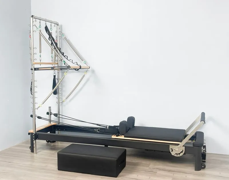 Hệ thống máy móc phức tạp là một trong những điểm khác biệt lớn nhất của Pilates so với Yoga