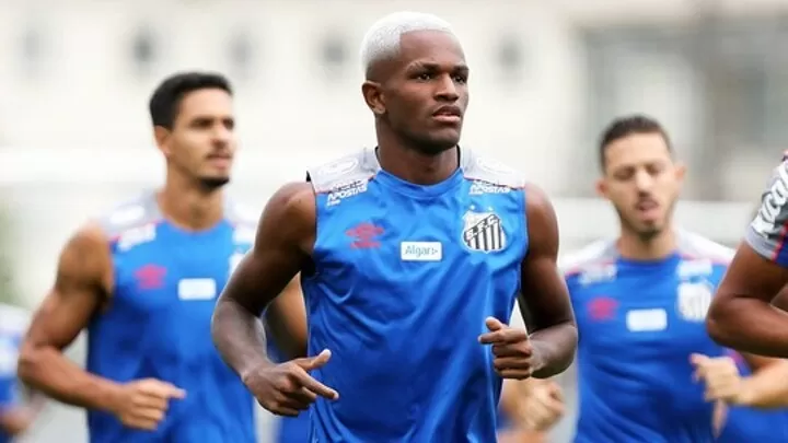 Eduardo dos Santos de Oliveira – Nguồn năng lượng mới cho hàng tiền vệ Eduardo dos Santos de Oliveira – Nguồn năng lượng mới cho hàng tiền vệ